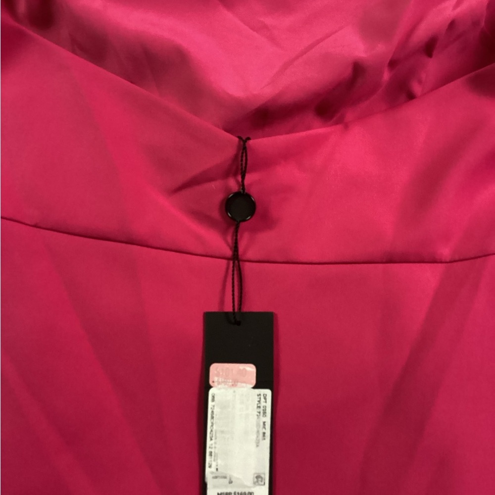 Dress - Picture 5 of 5